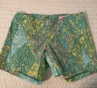 NWOT Lilly Pulitzer Green Abstract Floral Back Zip Shorts 00 — photo 1