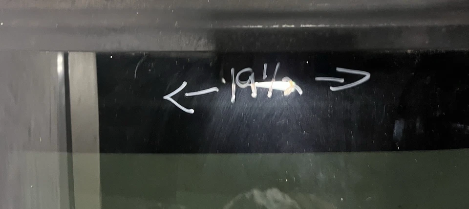 1994-2004 Chevrolet S-10 (GMC Sonoma) правая четверть стекла вентиляционное окно (пассажирское) - Изображение 2 из 4