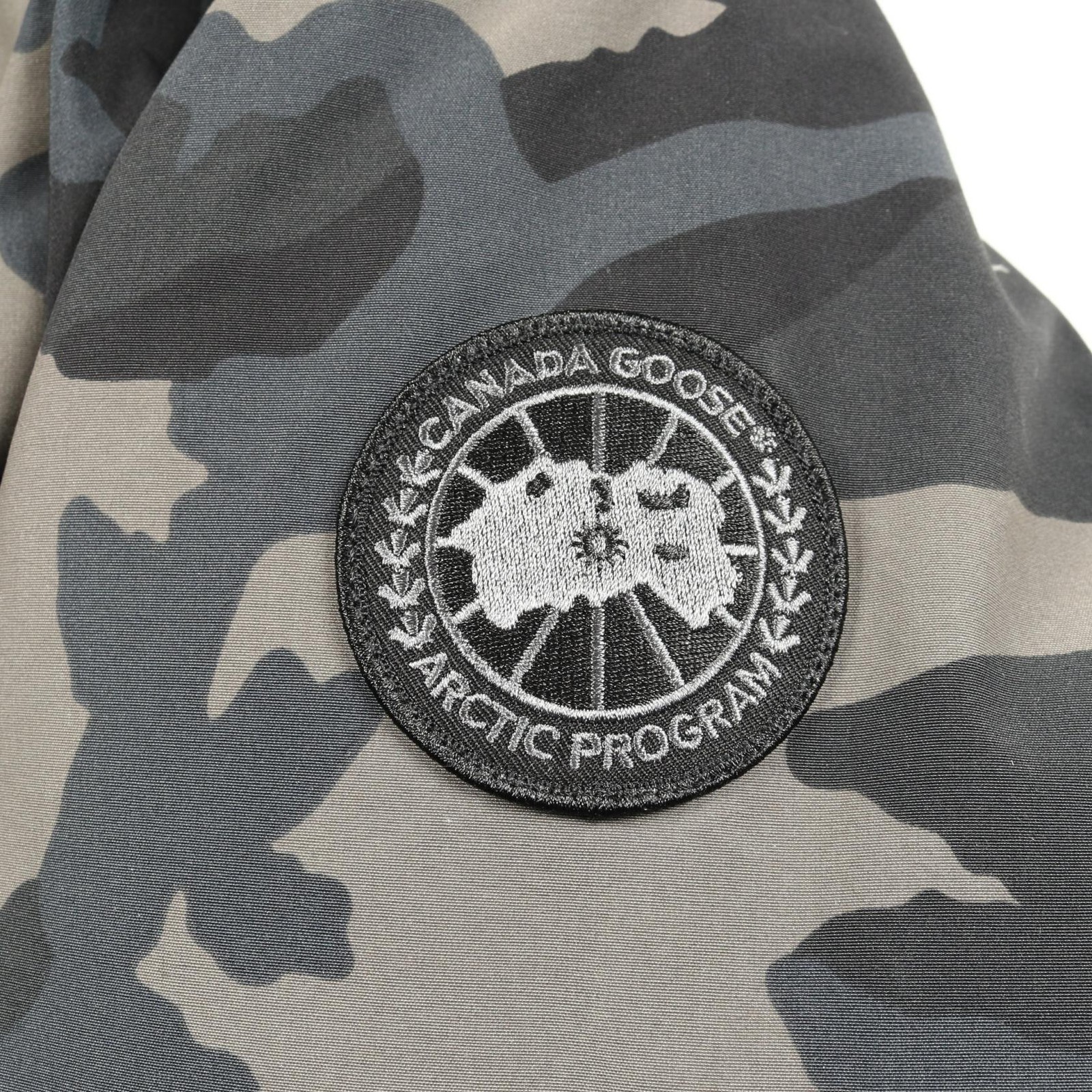 Canada Goose CANADA GOOSE CHATEAU Hoodie BLACK LABEL Chateau Hoodie Down Jacket  thumbnail 5