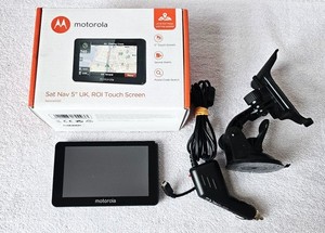 Motorola Xplore 500 5 inch UK & ROI Maps Touch Screen Navigation Sat Nav GPS