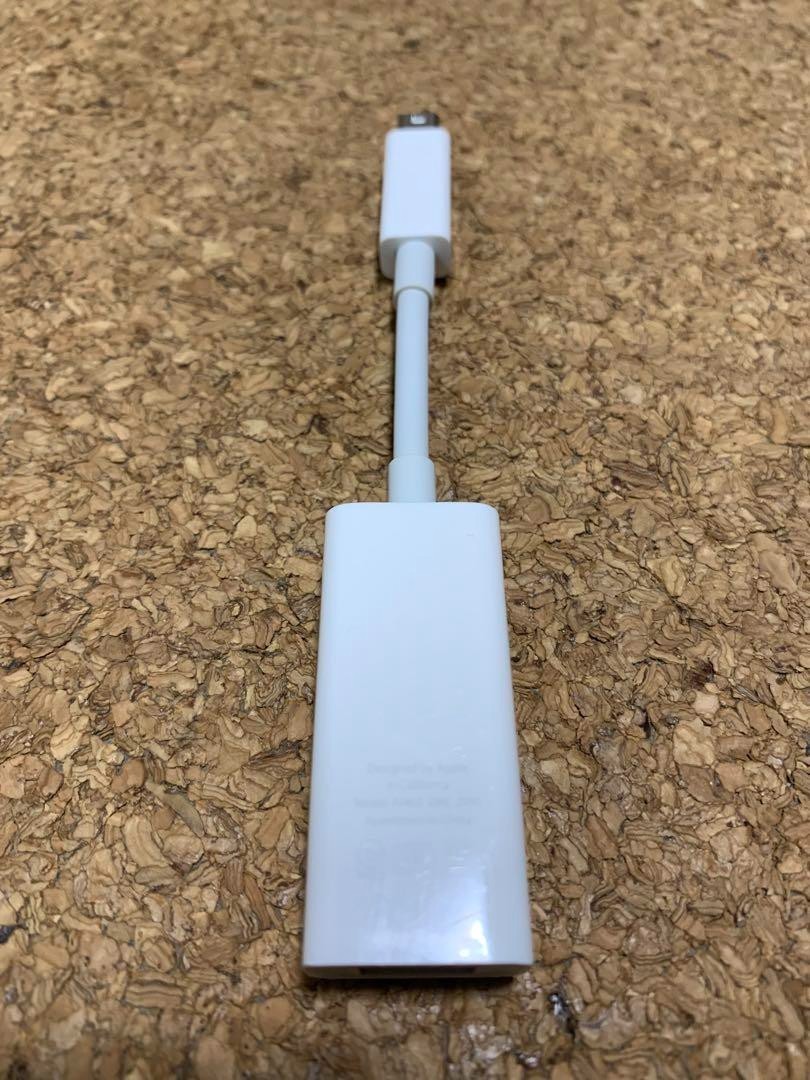 アップル A1463 EMC2591 Genuine Apple A1463 Thunderbolt to FireWire 800 Adapter