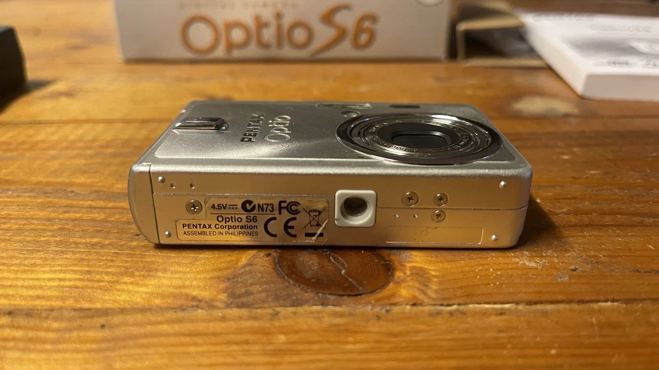 Pentax Digital Camera Optio S6 6.0MP Silver in sehr guten Zustand OVP - Bild 3 von 4