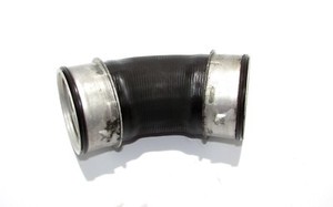 2008 VW TRANSPORTER T5 1.9 TDI Diesel TURBO HOSE PIPE Ladeluftkühler 7H0145790E