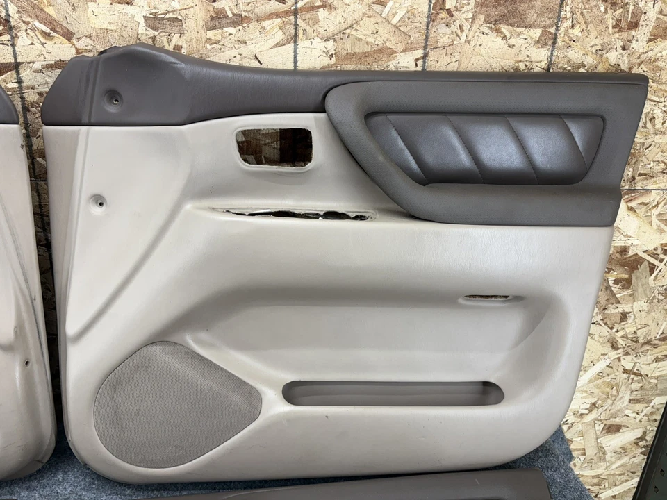 JUEGO PANELES PUERTA TOYOTA LAND CRUISER J100 1998-2002 ROBLE MARRÓN TOSTADO BEIGE OEM Foto 3 de 4