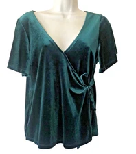 Shinestar Womens Green Velvet V-Neck Snap Tie Wrap Stretch Cropped Top M