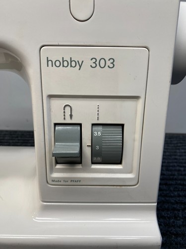 PFAFF Hobby 303 Sewing Machine - Picture 5 of 15