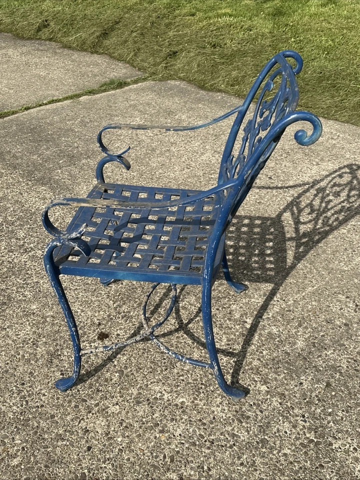 Vintage Cast Aluminum Wicker Vine Heavy Duty Weatherproof Patio Garden Arm Chair - Image 2 of 4