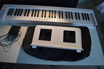 Donner DP-06  Digital Piano Keyboard Foldable 61 Key + Sustain Pedal