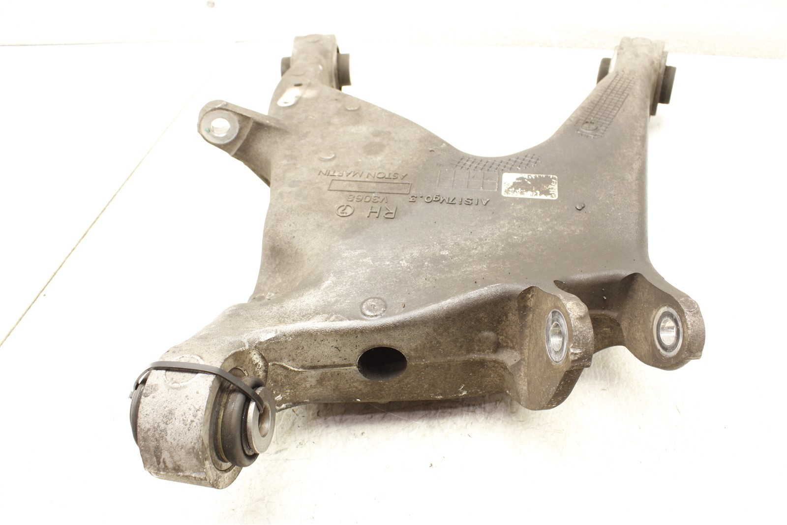 2020 Aston Martin Vantage Right Rear Control Arm RH Passenger 18-21
