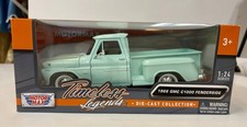 1966 GMC C1000 FENDERSIDE PICKUP LIGHT GREEN 1/24 BY MOTORMAX 79379