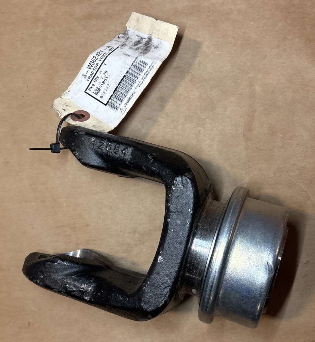 Tractor Yoke, Splined 1 3/8" - 21 Spline w/ AS Lock A-W362421 photo 2
