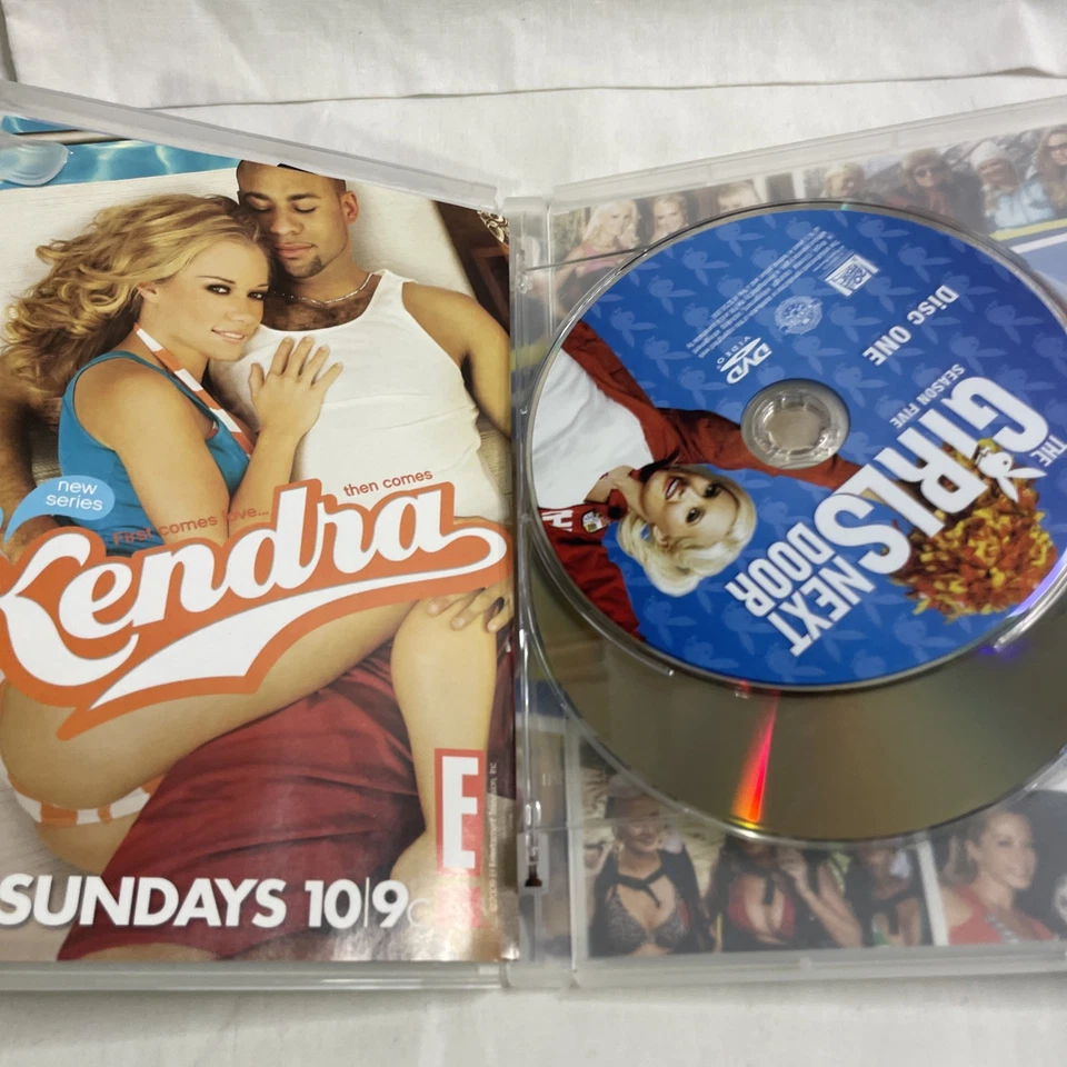 The Girls Next Door: Season 5 - DVD - GC-VGC Region 1 Fast Free AUS Postage - Image 2 of 4