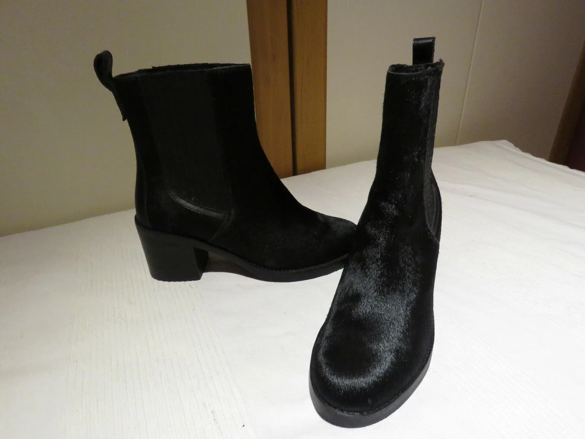 Ugg camden hotsell boots