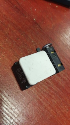BMW E70 E71 E72 E83 E84 E91 AIRBAG SEITENCRASH SENSOR 6911003