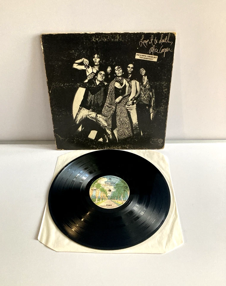 Alice Cooper Love It To Death Vinyl Gatefold Straight [1971] US Press G/VG+ - Image 4 of 4