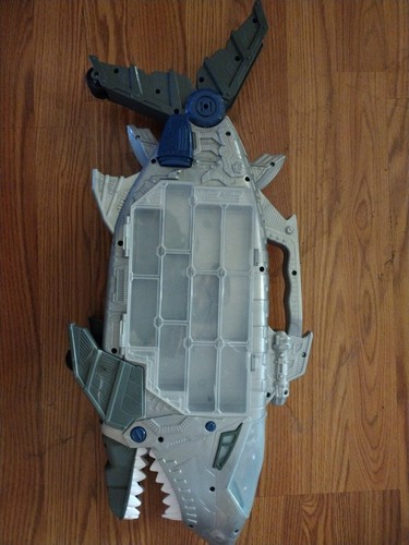 Kid Connection Shark Transporter Play Set - Picture 2 of 4