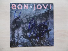 Bon Jovi autographs signed CD booklet "Slippery When Wet"