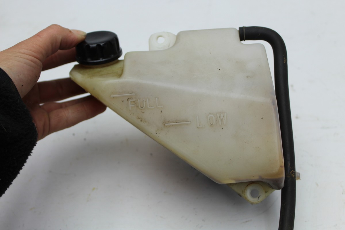 1985 KAWASAKI ZX750 GPZ (#422) COOLANT WATER TANK RESERVOIR BOTTLE