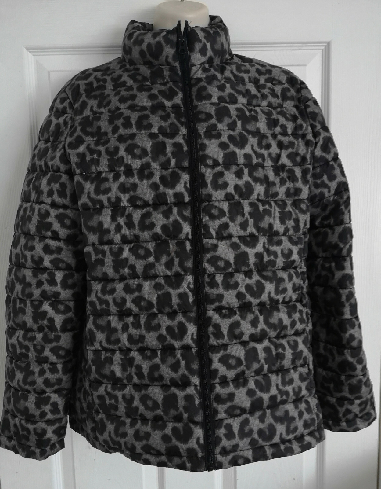 WOMEN'S JACKET Pep & Co Animal Print  Puffer LIGHTER Jacket  Size 16