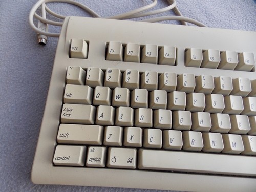 Vintage Apple Design Keyboard 1994 Untested Estate Find - Bild 2 von 7