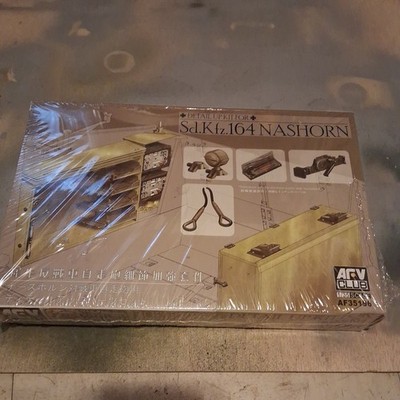 AFV Club AF35196 1/35 Sd.Kfz.164 Nashorn Fighting Compartment Set Sealed Damage