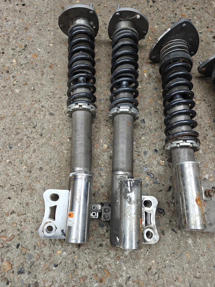 Kit de suspensión coilover Subaru Impreza WRX STi 2002-2006 X4 delantero trasero X1 doblado  Foto 3 de 4