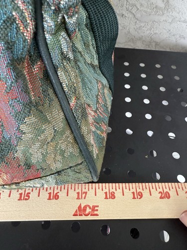 Vintage Atlantic Floral Tapestry Carry On Carpet Weekend Bag Green Mary Poppins - Picture 10 of 14