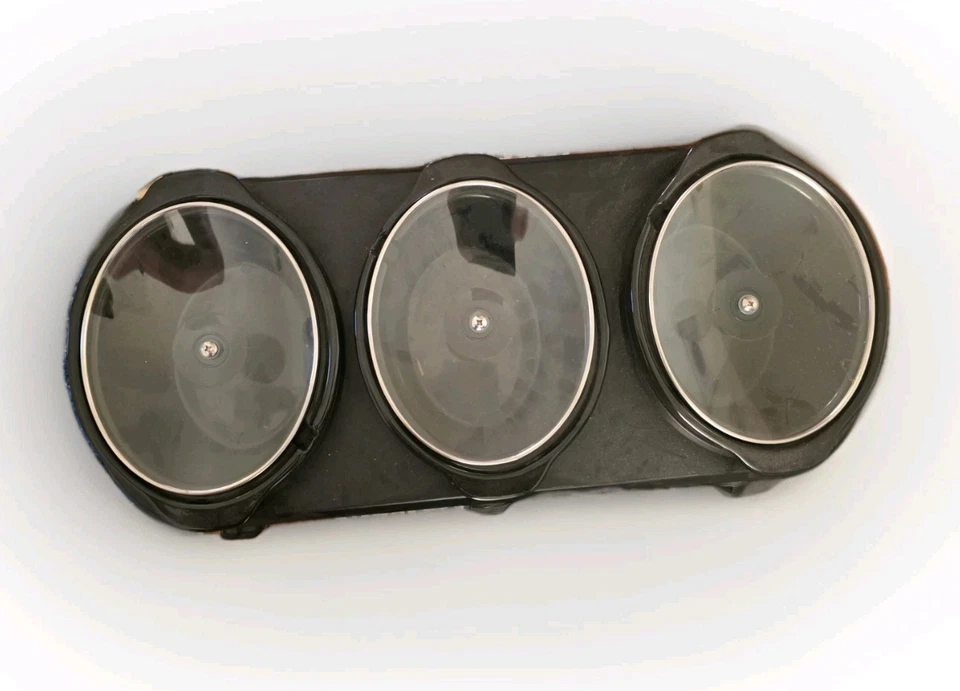 Frigidaire ESC3105SS 2.5-Quart Three Pot Slow Cooker Stainless Steel and Black - Image 4 of 4