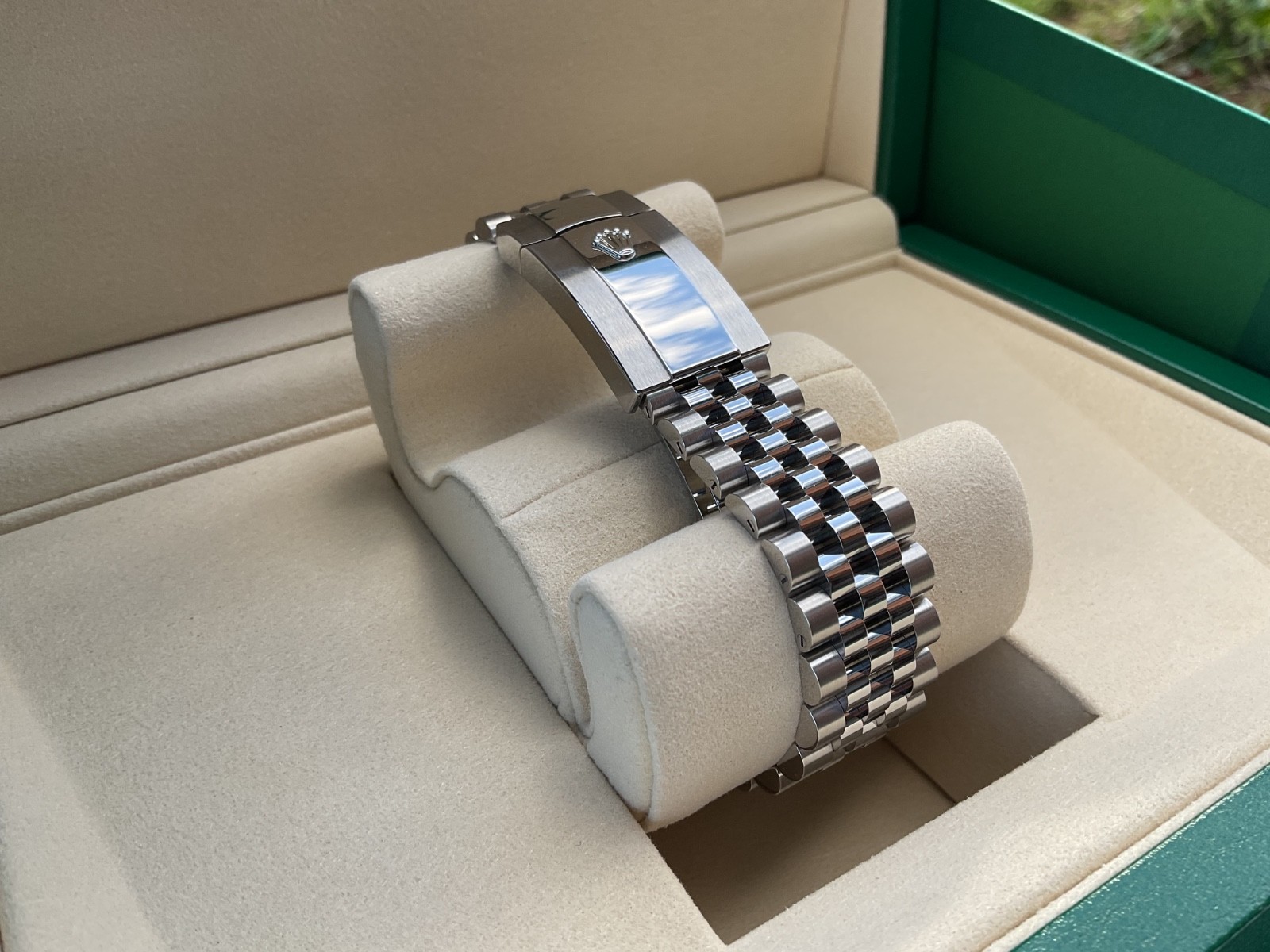 ROLEX  DATEJUST  36mm WIMBLEDON DIAL 126200 DEC 25 UNWORN image 7