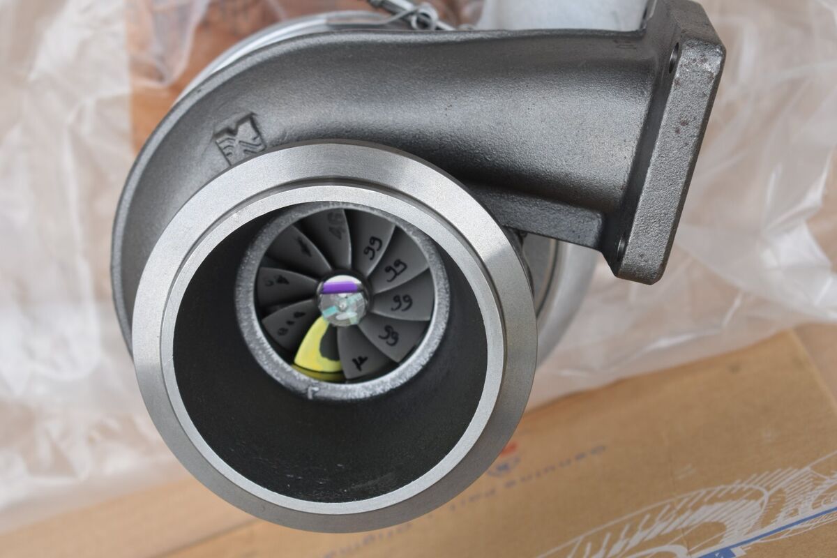Borg Warner 174826 Turbo Systems 2002 - 2007 Mack E7 Borg Warner 174826 Turbo Systems 2002 - 2007 Mack E7