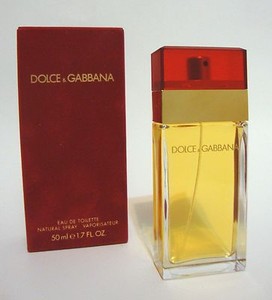 dolce and gabbana red top perfume