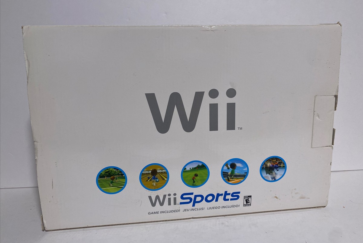White Nintendo Wii Video Game Console -Wii Sports Bundle