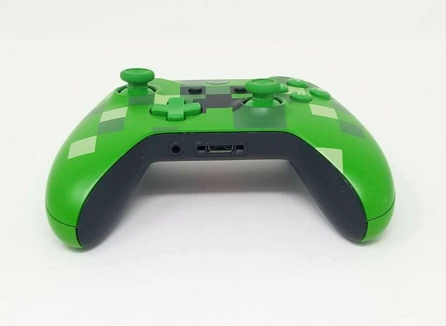  Xbox Wireless Controller/ PC Computer - Minecraft Creeper Green  Special Limited Edition : Video Games