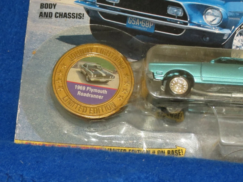 JOHNNY LIGHTNING LIMITED EDITION1969 ROADRUNNER ONLY18.000 MADE - Image 3 of 4
