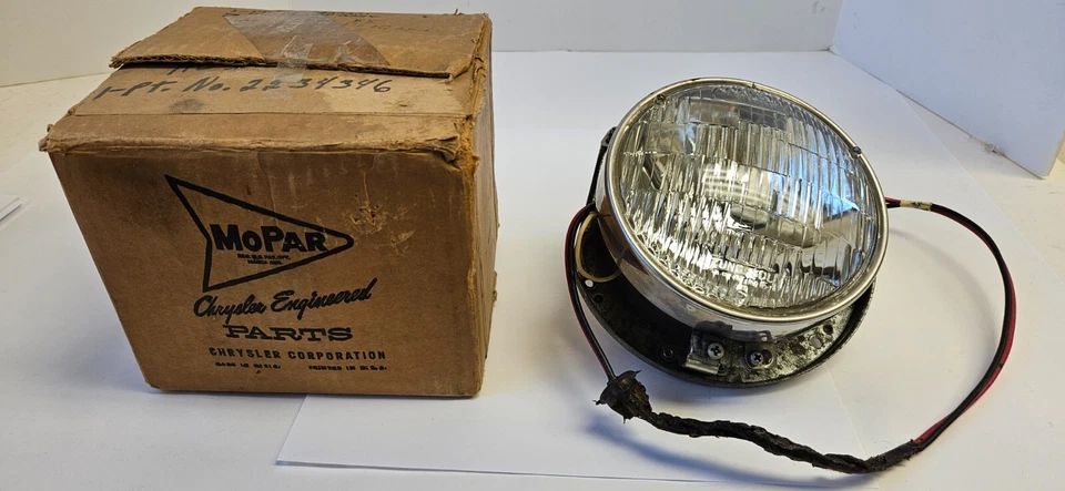 Conjunto de faros laterales derechos Dodge Truck D100 D200 D300 1963-1968 2234346 nuevo en stock Foto 3 de 4