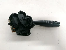173647 Right Windshield Wiper Switch Toyota Yaris DE1278045-15