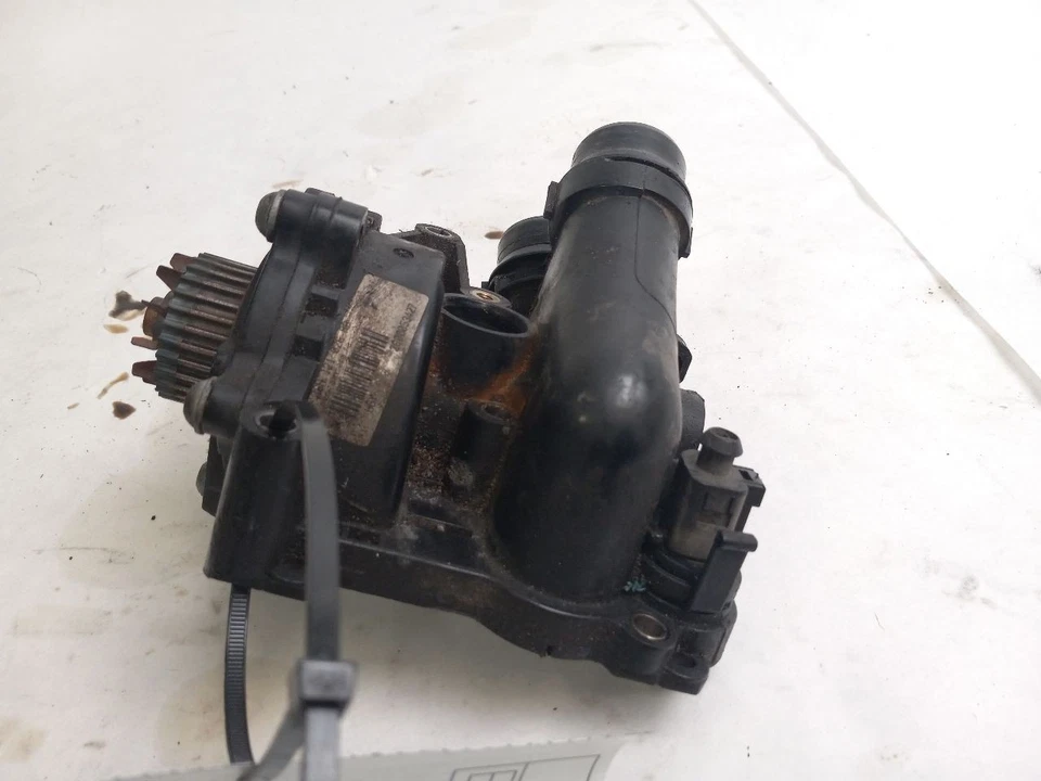 BOMBA DE AGUA TERMOSTATO compatible con VOLKSWAGEN CC 2009 - 2018 OEM 06H12100 Foto 2 de 4