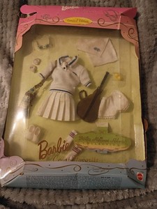 Mattel Barbie Millicent Roberts Court Favorite Tennis Outfit Set 1997 17569