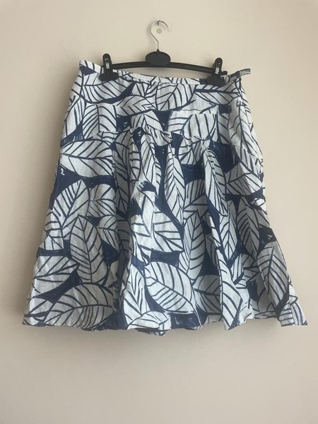 Women Laura Ashley Skirt White Linen 38 / M / 46 #A3Y1