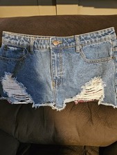 Womens Forever 21 Size 30 Blue Denim Distressed Shorts Inseam 2