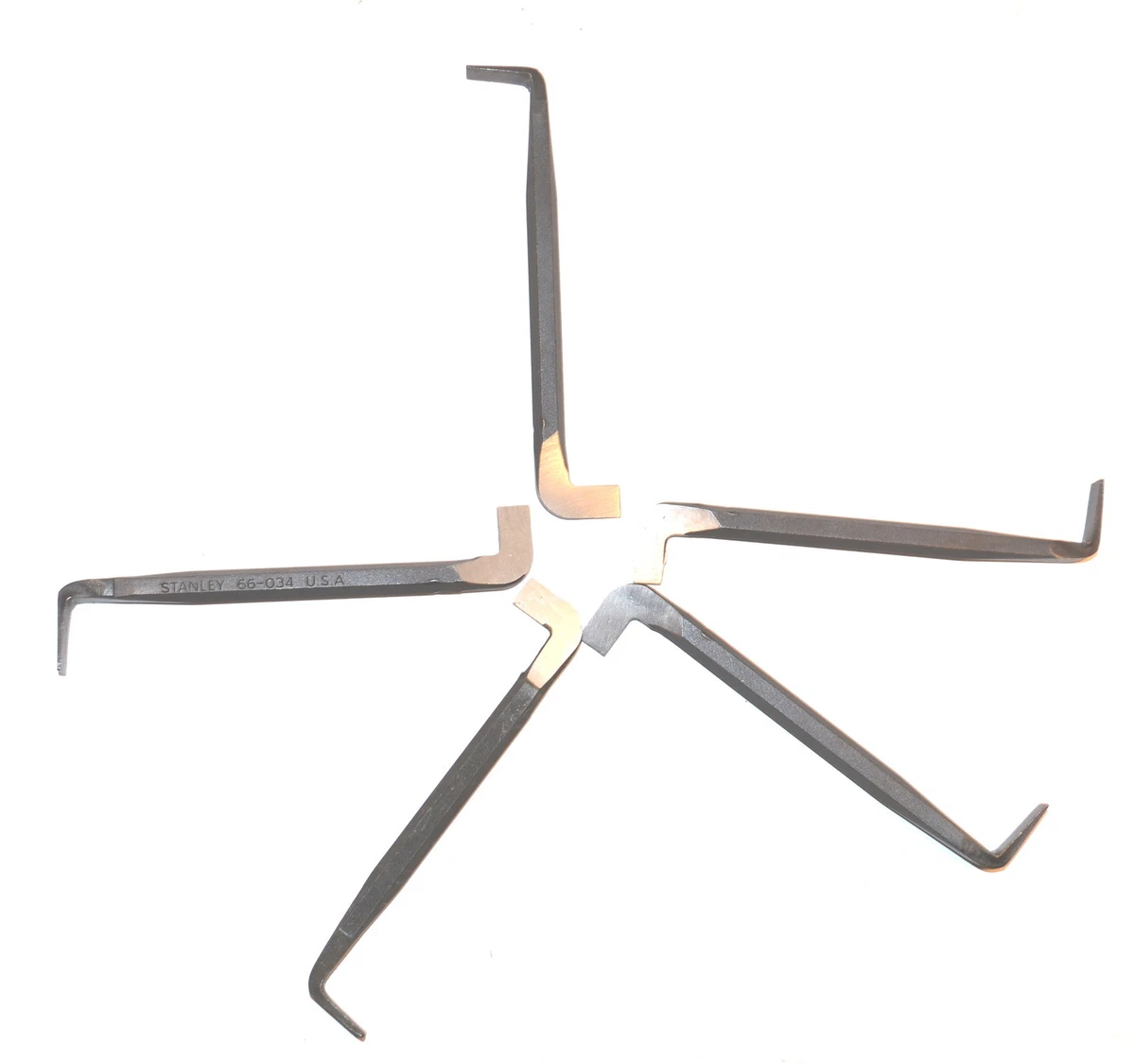 Standard offset screwdriver outlet