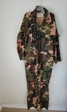  Vintage Duck Bay Camo Overalls Hunting Outdoor Men’s Size L Lightweight Pockets