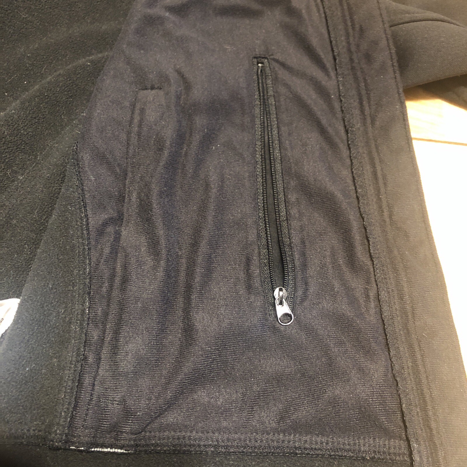 Women’s Soft Shell Titanium Columbia Jacket Small - image 12