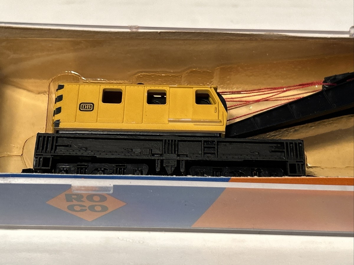 N Scale Roco Miniatures 02350B & 2352 Vintage Train Crane Set New