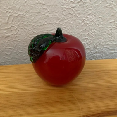 Studio Art Glass Cherry Red Decorative Apple With Green Leaf Paperweight