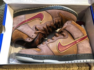 nike dunk cigar city