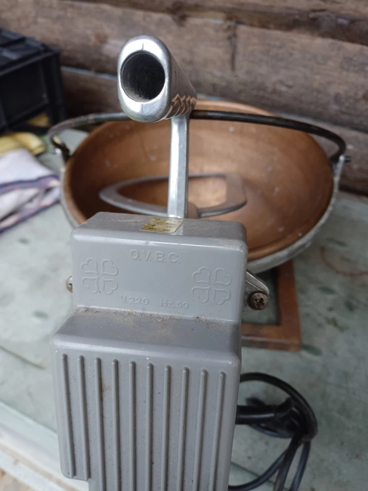 PAlOLO POLENTA ELETTRICO 25 cm - Paiolo con girapolenta elettrico - Rame - Immagine 4 di 4