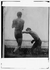 Photo:Wolgast fouls Ritchie 2nd time