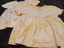 2 George rosa gemusterte T-Shirts Swing-Tops Alter 4 bis 5/104-110 cm neu ohne Etikett Baumwolle
