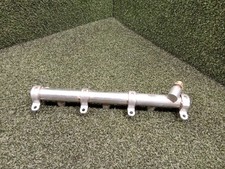 Porsche Cayenne (9Y0 9Y3) 2019 Kraftstoffverteiler Einspritzleiste Verteilerrohr